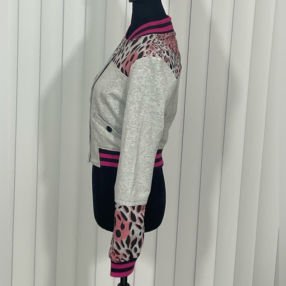 Criminal Damage Sample Leopard Print Cropped Vars… - image 4